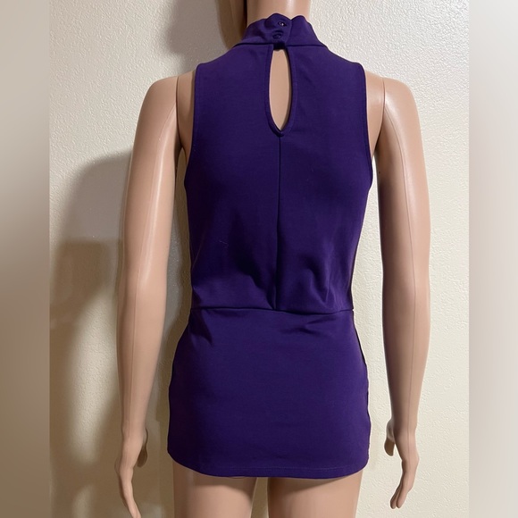 WOMEN'S Purple VENUS HALTER TOP - NEW - SIZE Small pre Owner - Picture 2 of 5